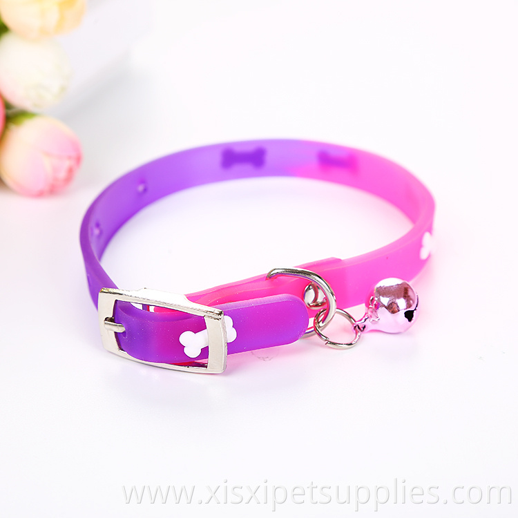 Wholesales Print Pattern Adjustablesilicone Cat Collar with Bell soft pet collar